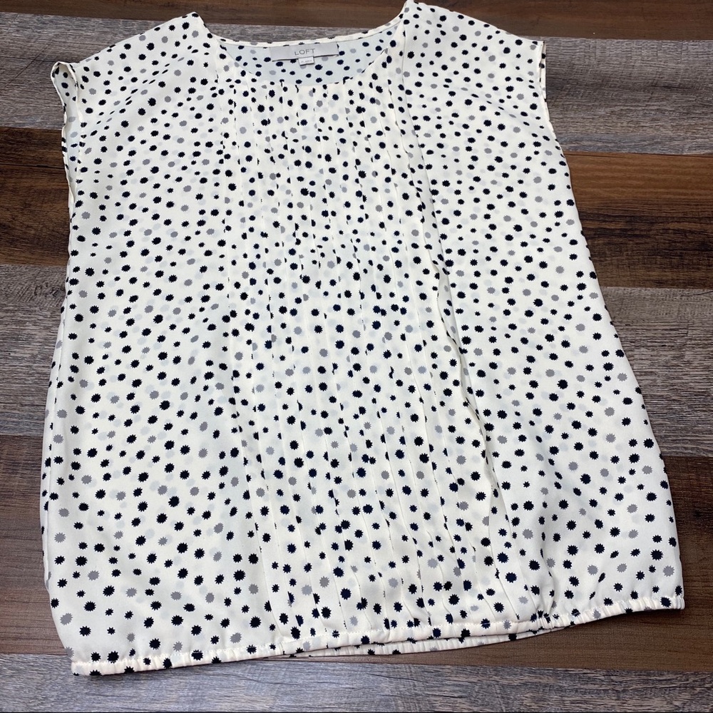 Loft Flowy Sleevless Blouse Top XS